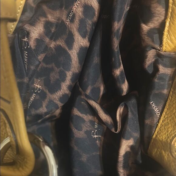 B makowski Elegant mustard yellow  Leather Tote Bag - Picture 9 of 16